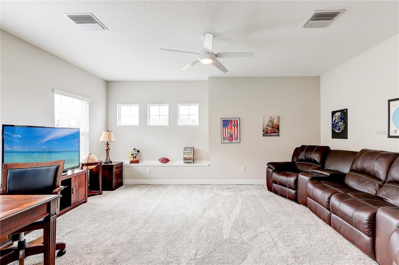 Image 35 of 68 For 8206 Water Color Drive