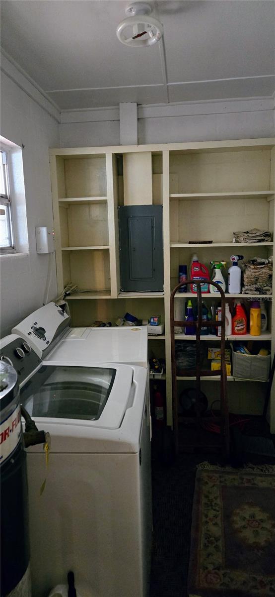 Image 13 of 49 For 4220 Habana Avenue