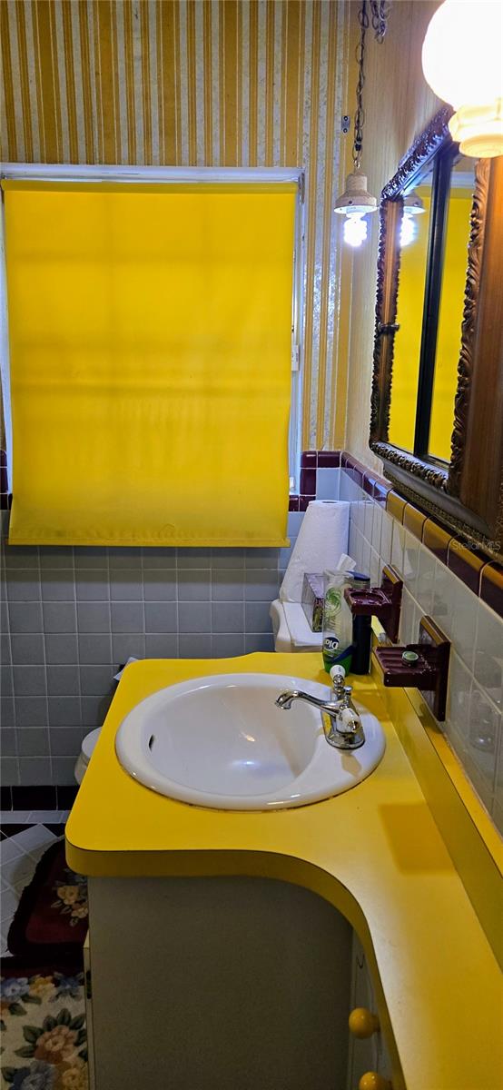 Image 20 of 49 For 4220 Habana Avenue