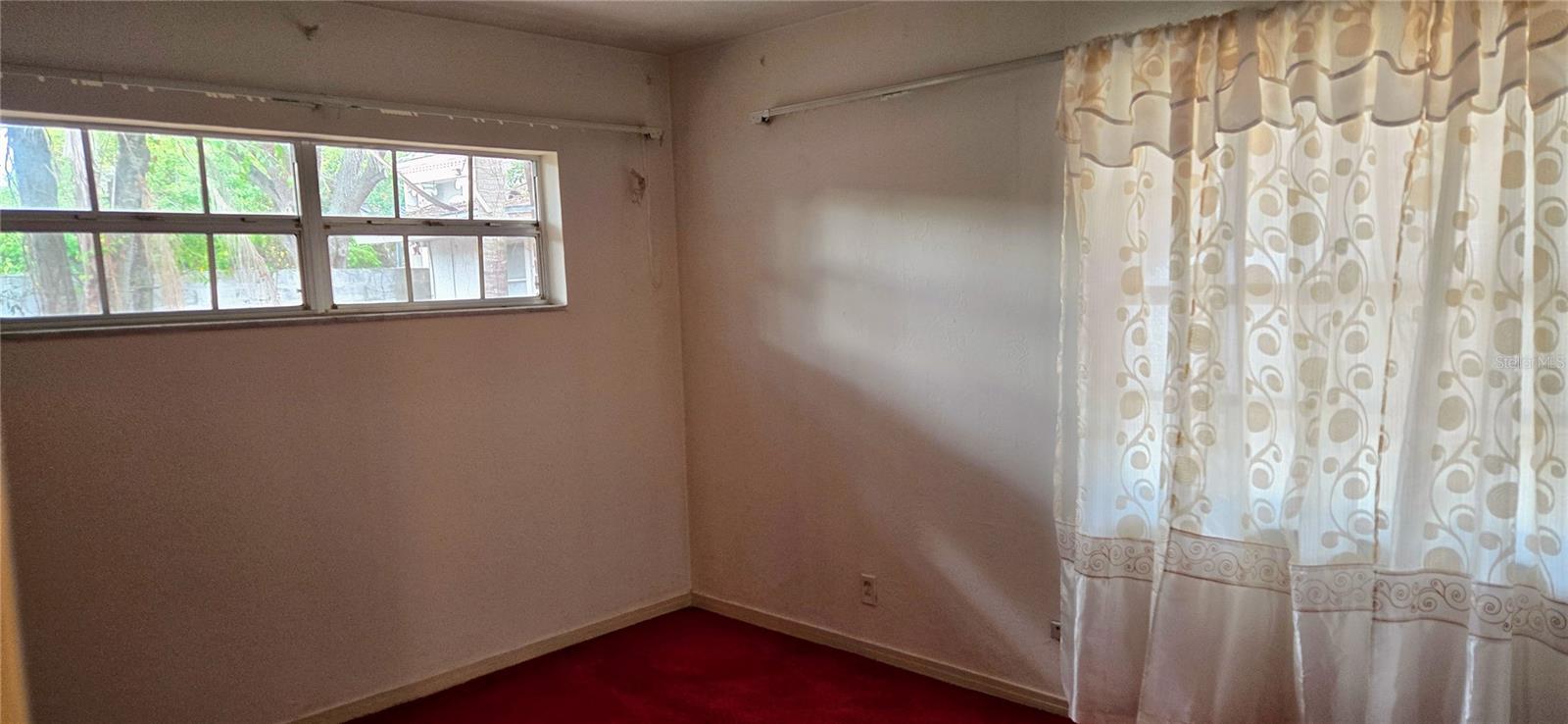 Image 27 of 49 For 4220 Habana Avenue