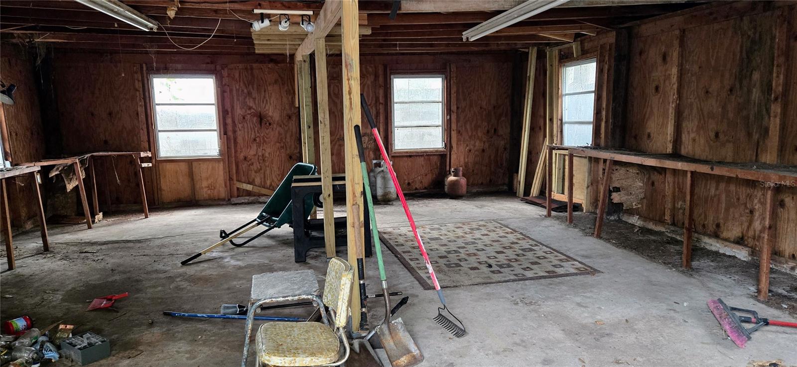 Image 42 of 49 For 4220 Habana Avenue