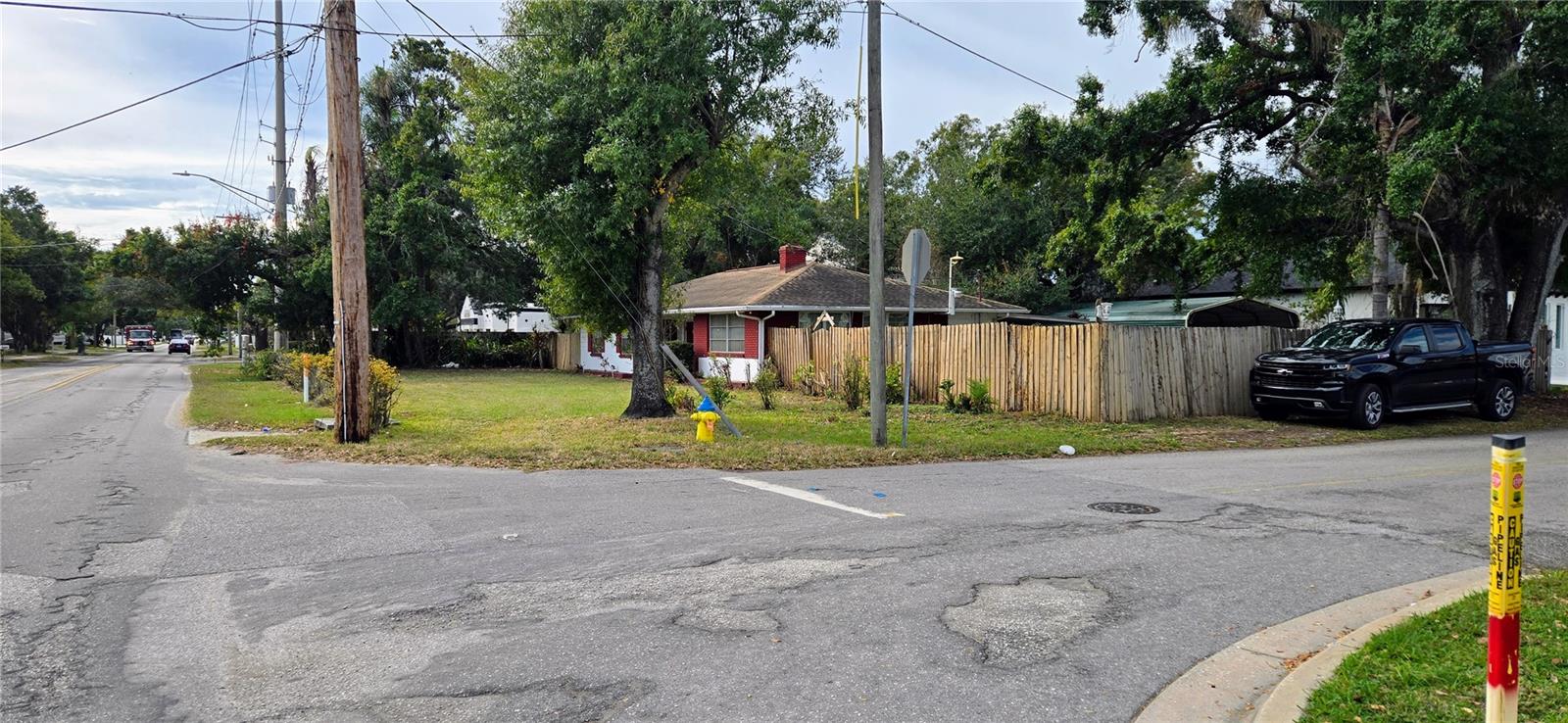 Image 5 of 49 For 4220 Habana Avenue