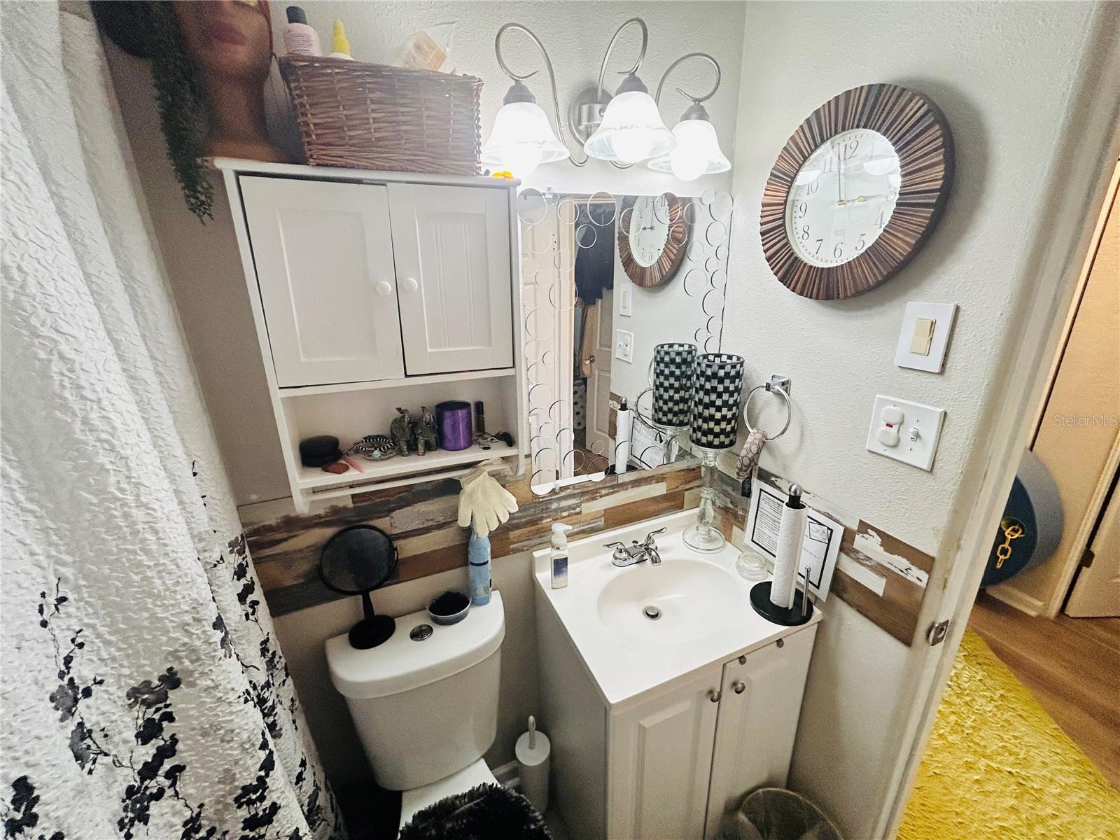 Image 12 of 30 For 4611 14th Avenue S