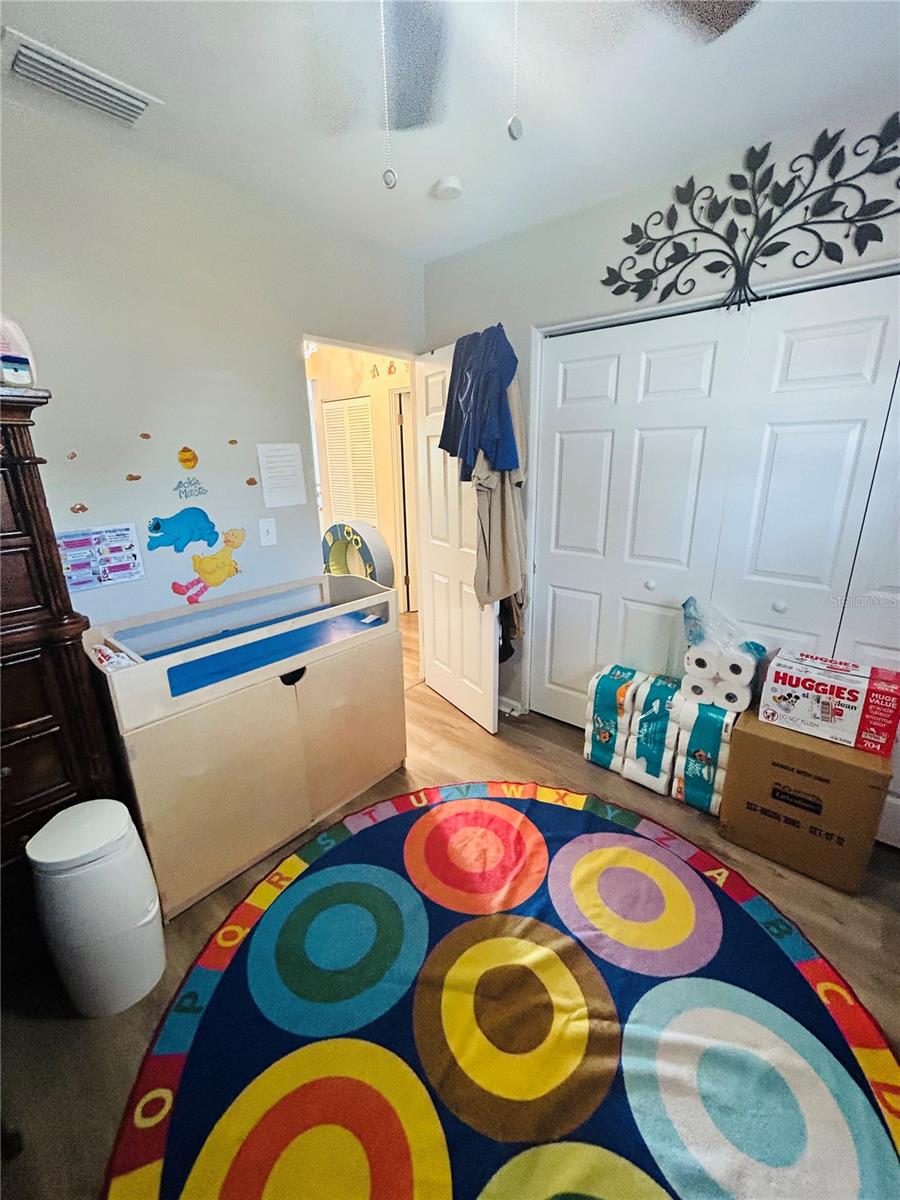 Image 15 of 30 For 4611 14th Avenue S