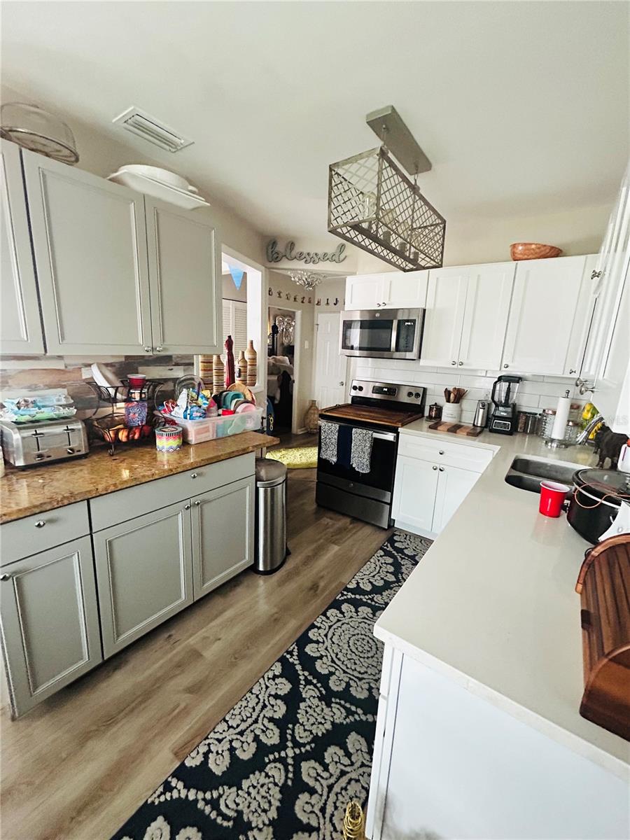 Image 21 of 30 For 4611 14th Avenue S