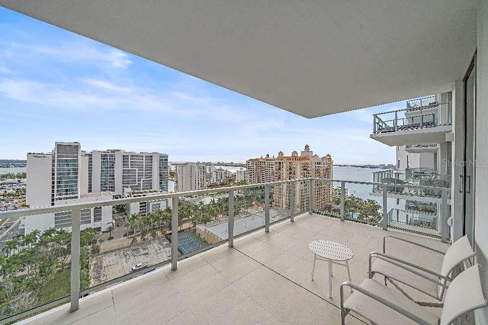 Image 6 of 55 For 301 Quay Commons  1707