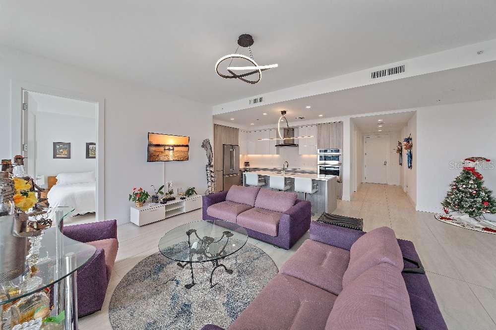 Image 8 of 55 For 301 Quay Commons  1707