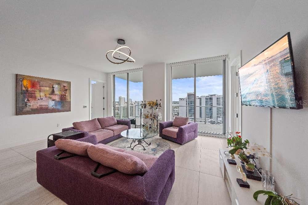 Image 9 of 55 For 301 Quay Commons  1707