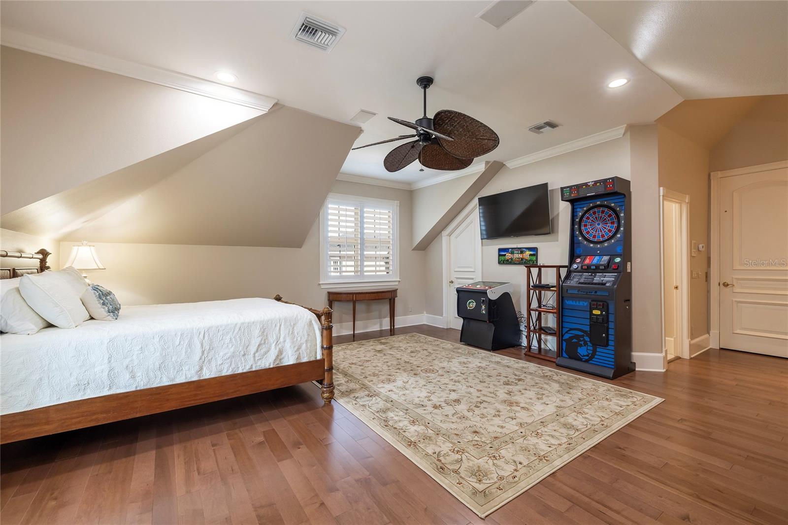 Image 45 of 77 For 1151 Tinley Court