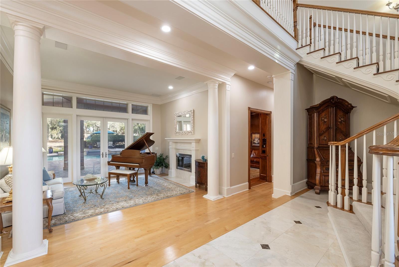 Image 7 of 77 For 1151 Tinley Court