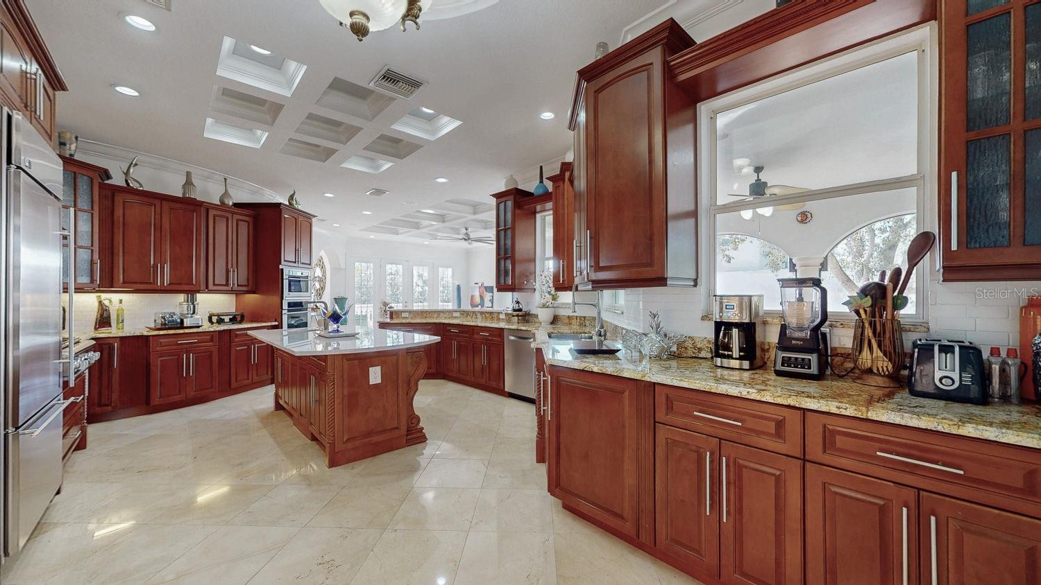 Image 18 of 100 For 6233 Bayshore Boulevard