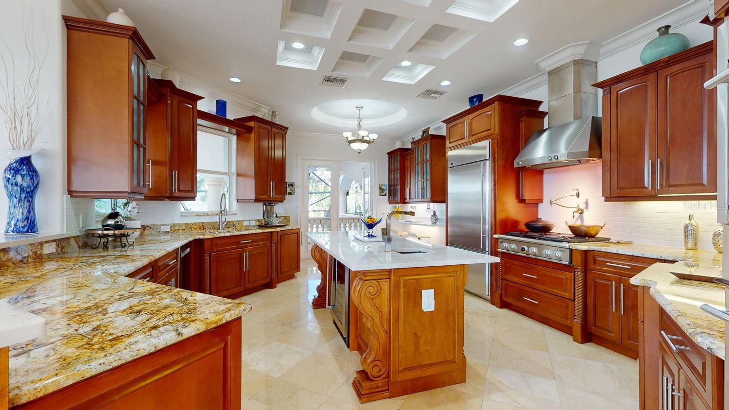 Image 19 of 100 For 6233 Bayshore Boulevard