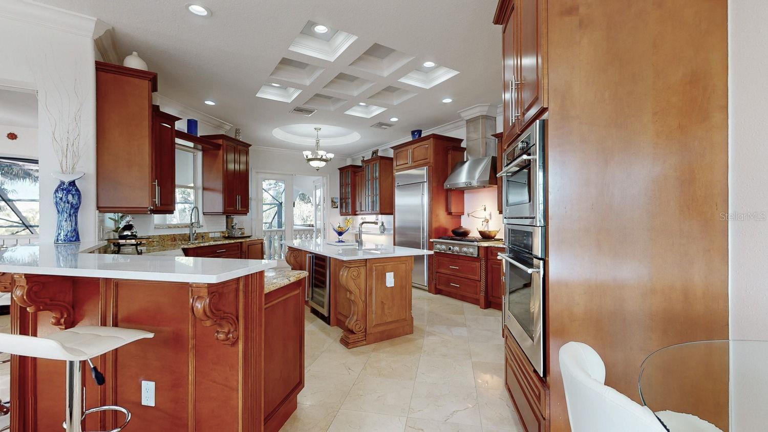 Image 23 of 100 For 6233 Bayshore Boulevard