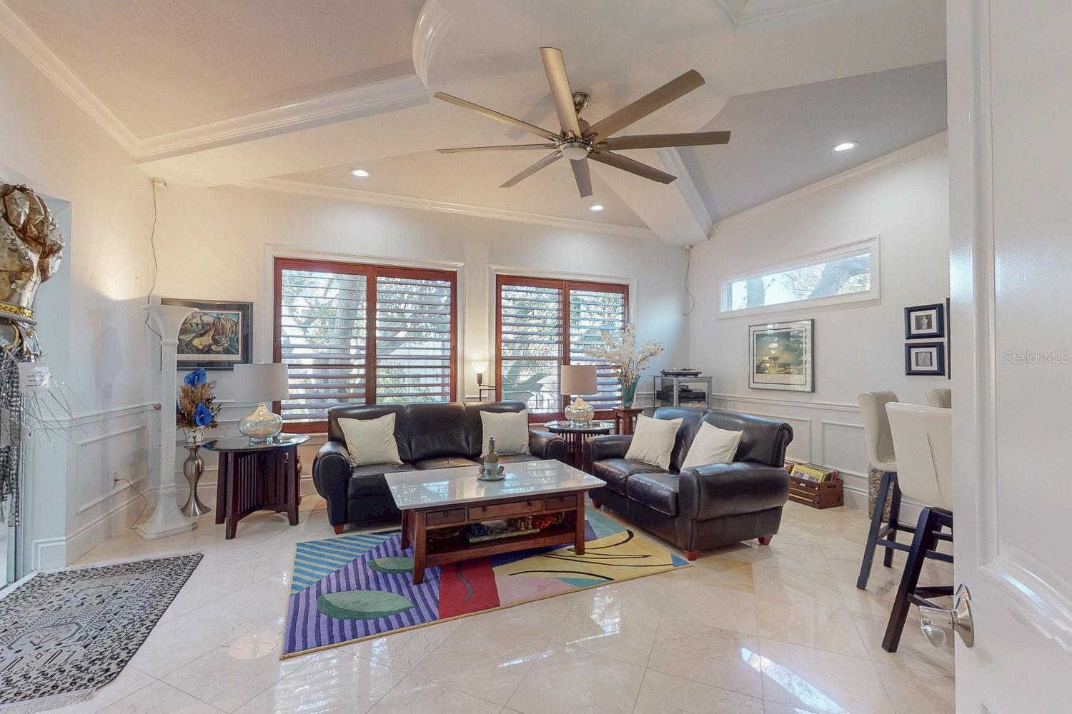 Image 33 of 100 For 6233 Bayshore Boulevard