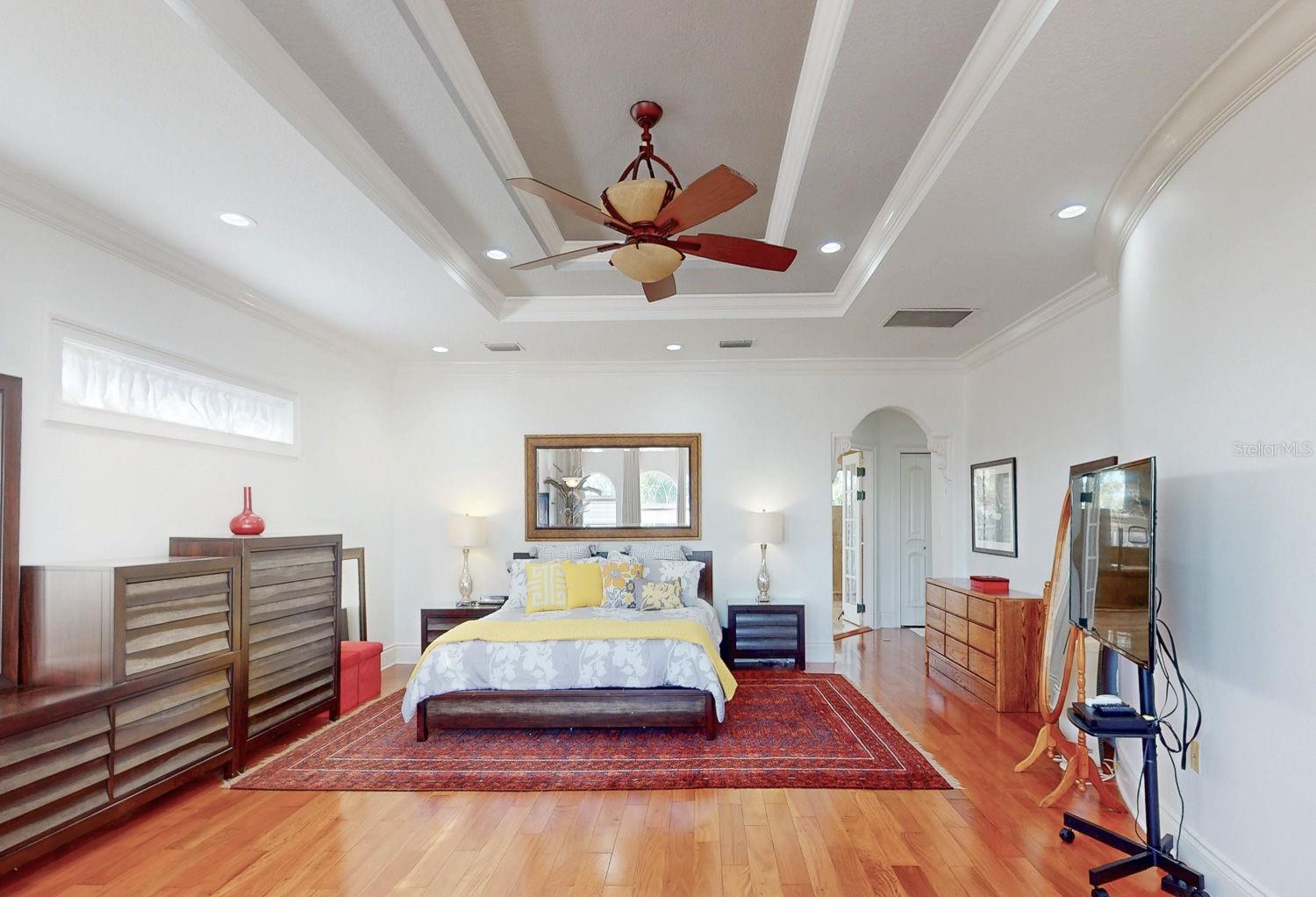 Image 61 of 100 For 6233 Bayshore Boulevard