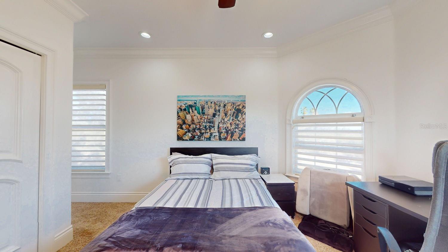 Image 74 of 100 For 6233 Bayshore Boulevard