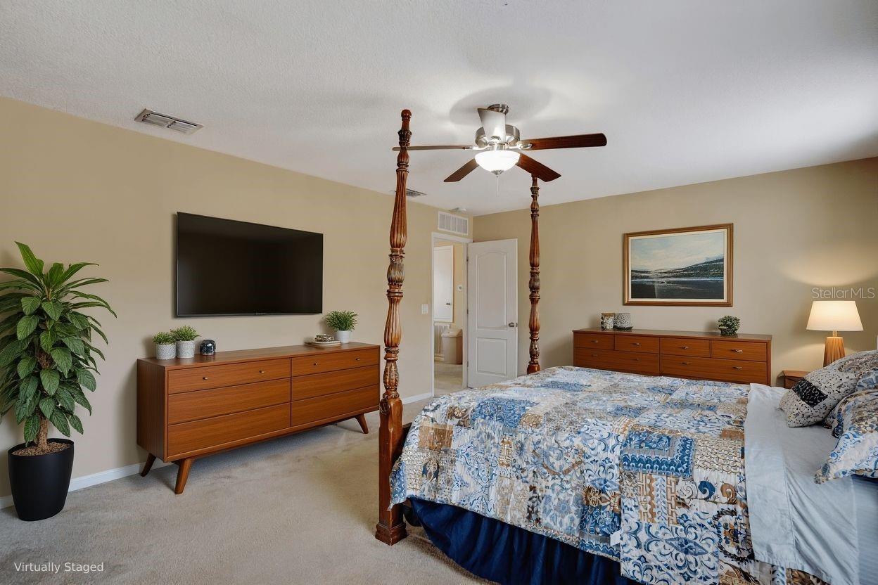 Image 11 of 27 For 9703 33rd Avenue E