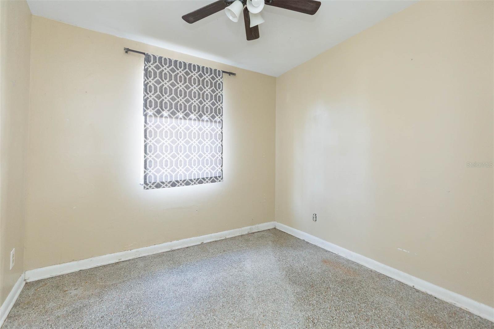 Image 16 of 32 For 5016 86th Street