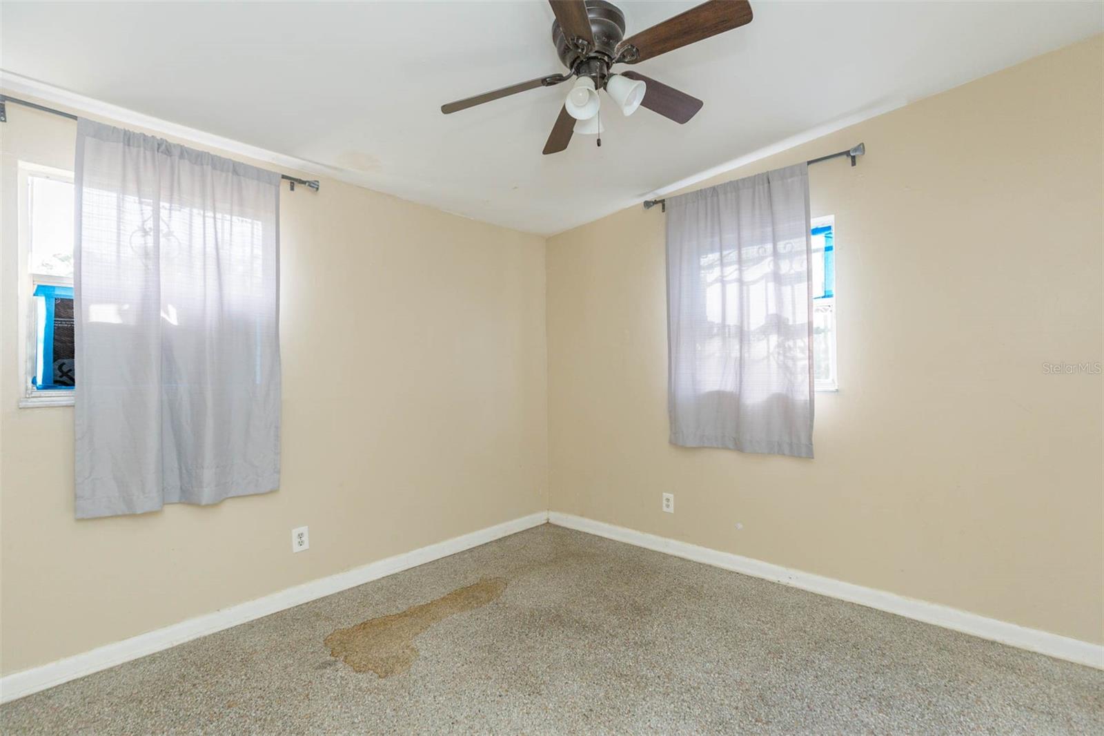 Image 21 of 32 For 5016 86th Street