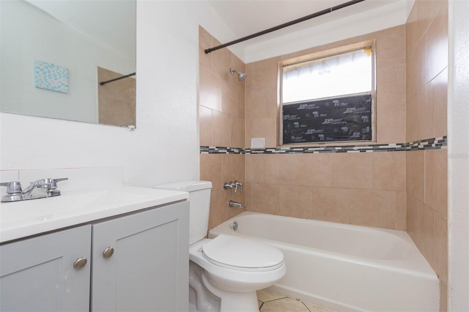 Image 23 of 32 For 5016 86th Street