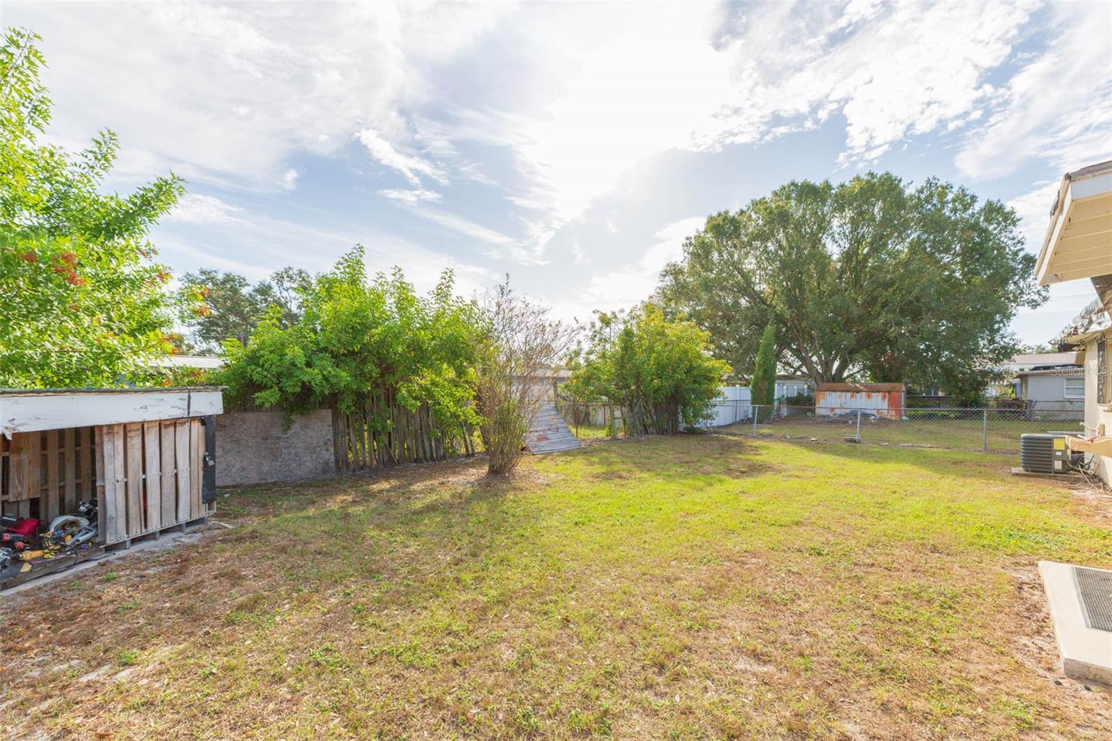 Image 25 of 32 For 5016 86th Street