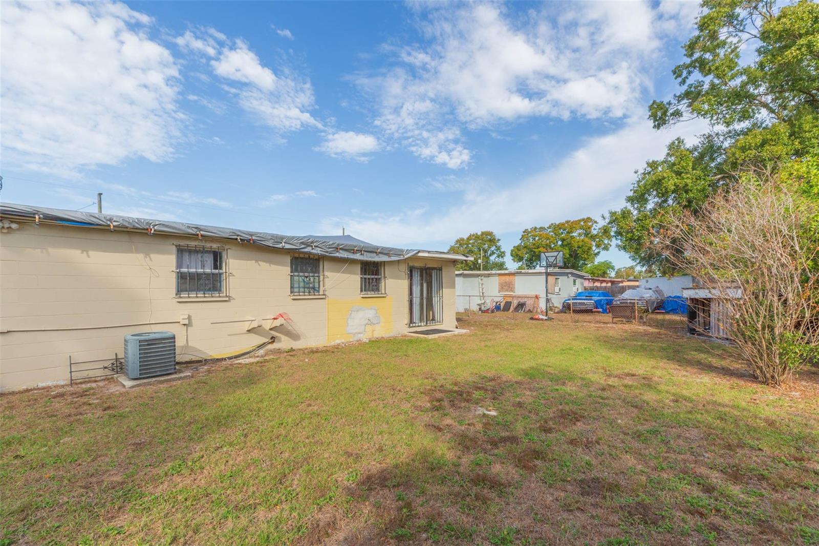 Image 27 of 32 For 5016 86th Street