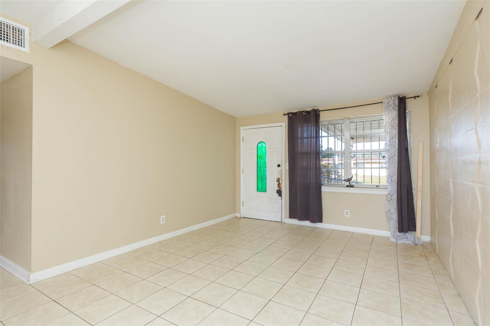 Image 5 of 32 For 5016 86th Street