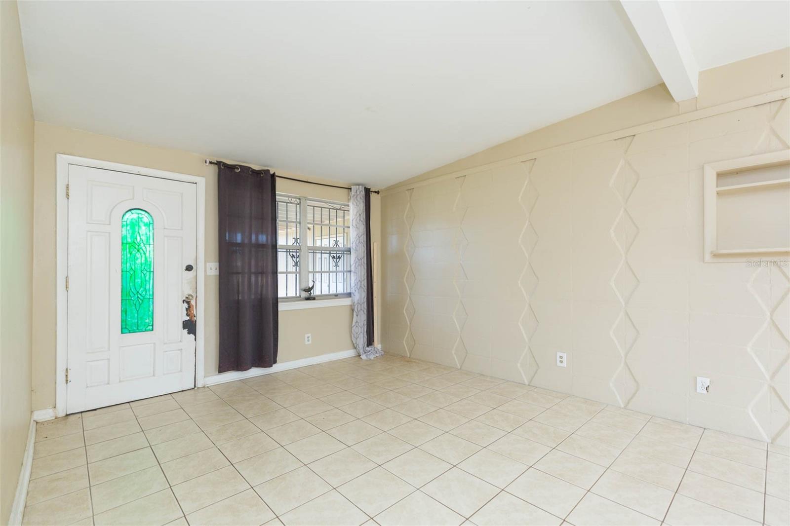 Image 7 of 32 For 5016 86th Street