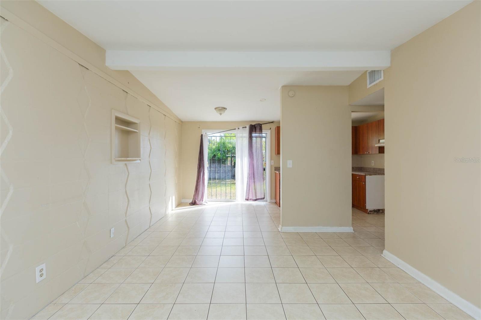 Image 8 of 32 For 5016 86th Street