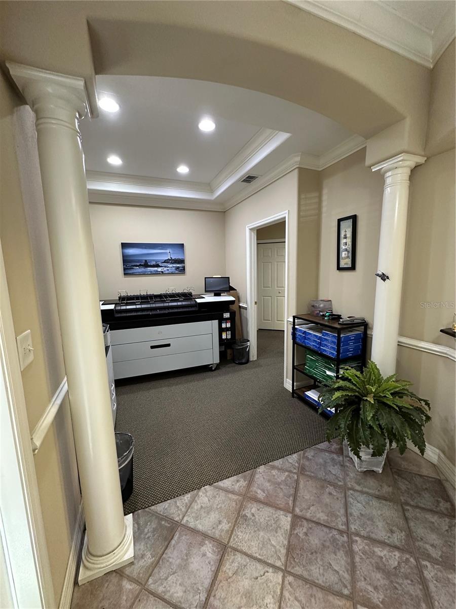 Listing photo id 9 for 8345 Gunn Highway