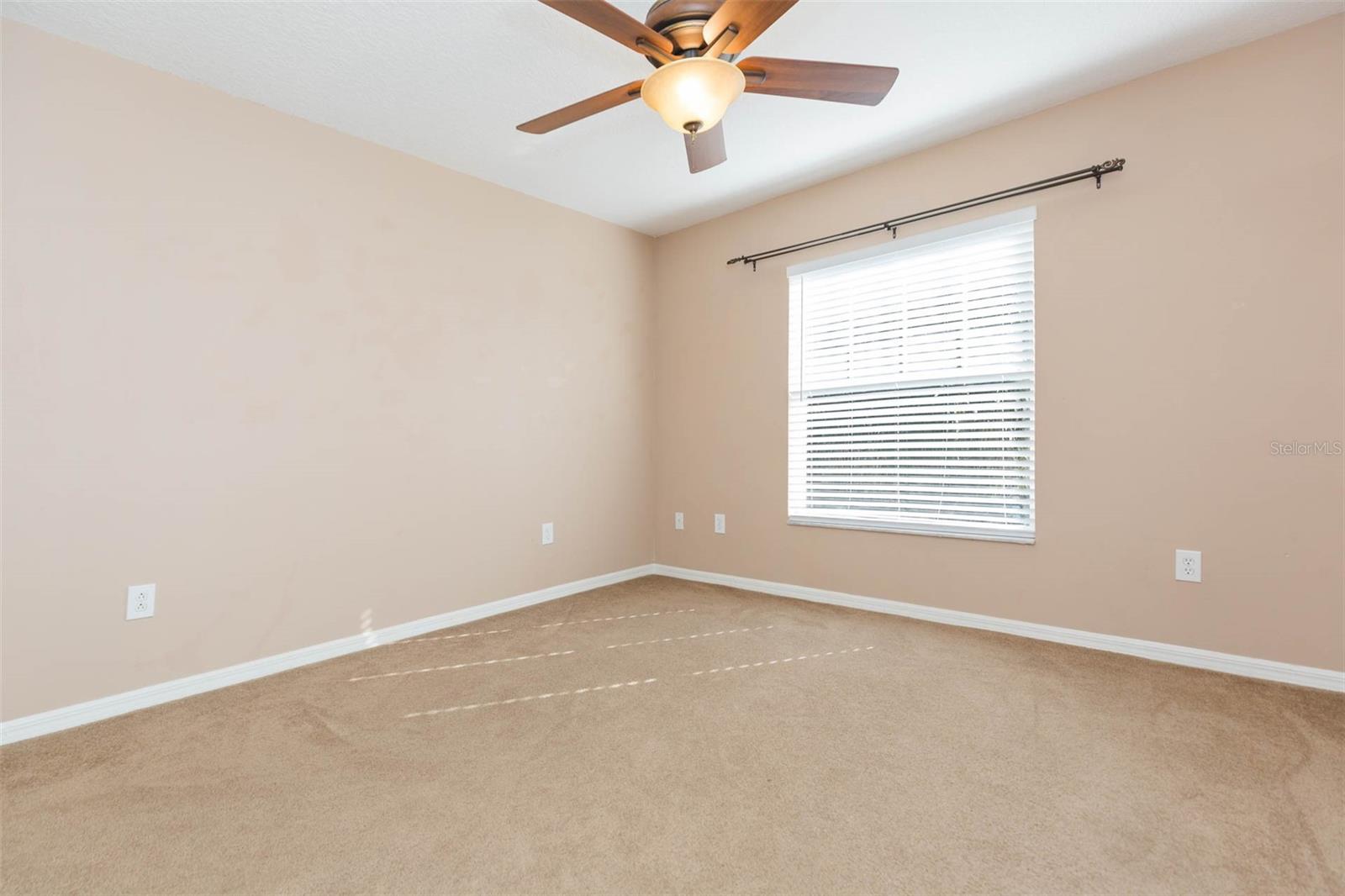 Image 27 of 37 For 8547 Sandpiper Ridge Avenue