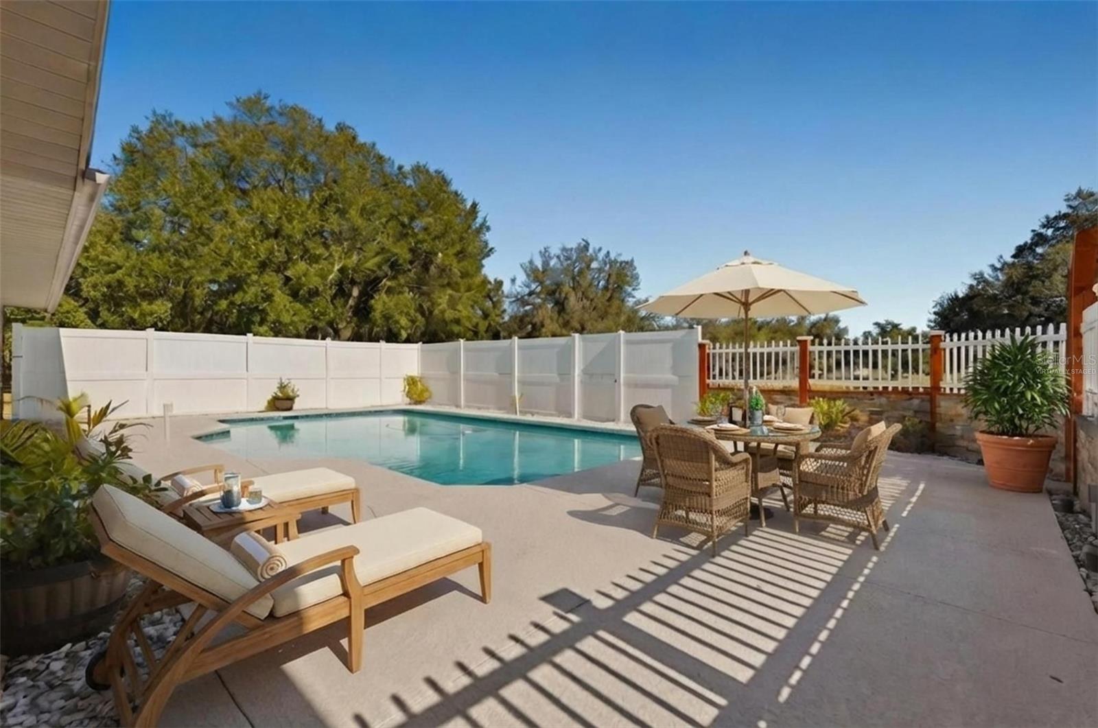 Image 11 of 70 For 2911 Walker Road