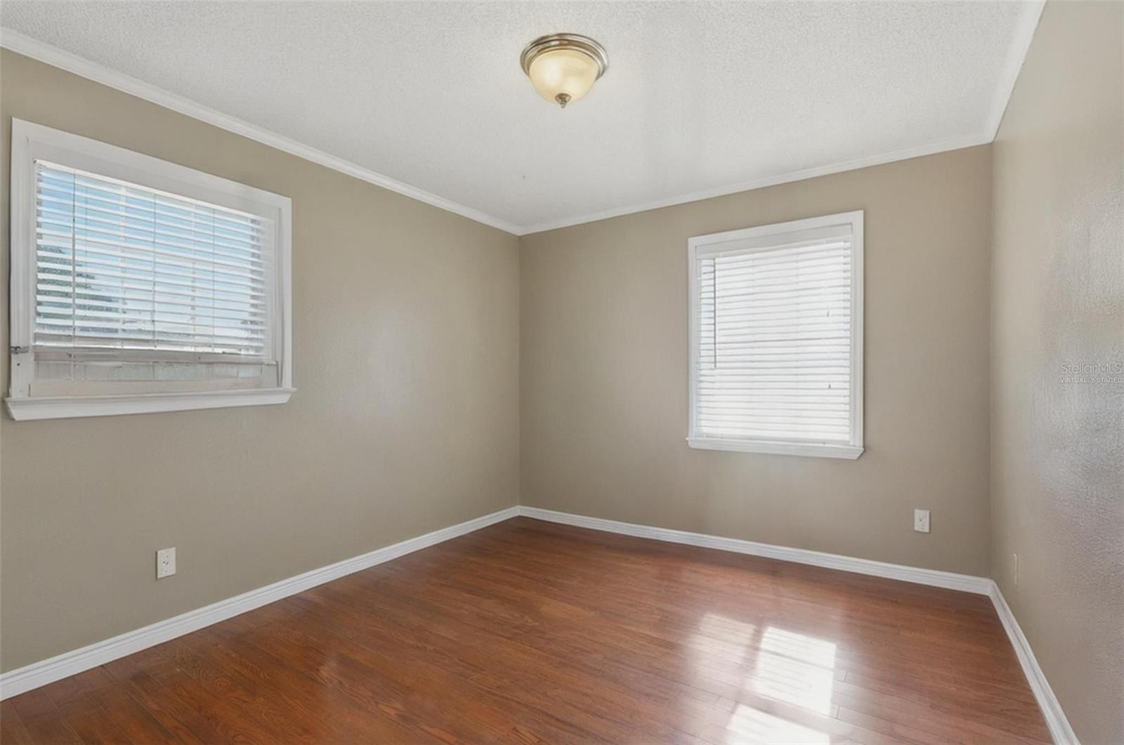 Image 27 of 70 For 2911 Walker Road