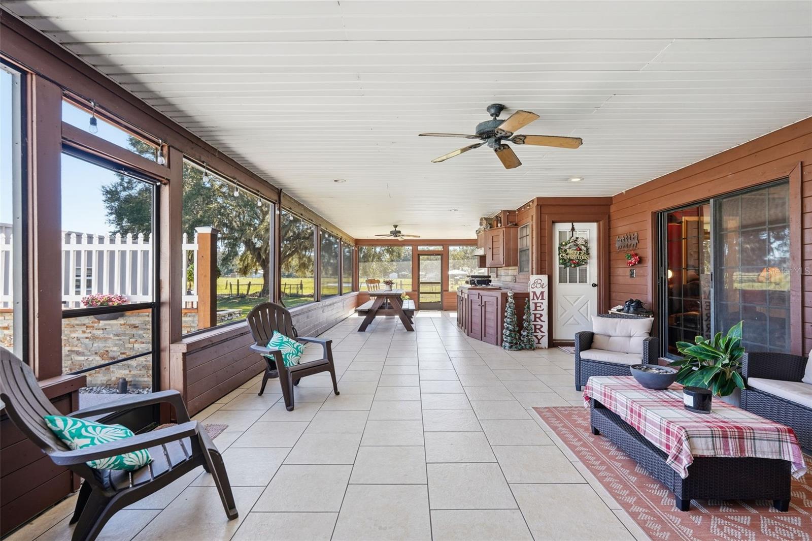 Image 42 of 70 For 2911 Walker Road