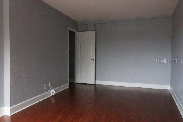 Image 9 of 30 For 3315 58th Avenue S 204