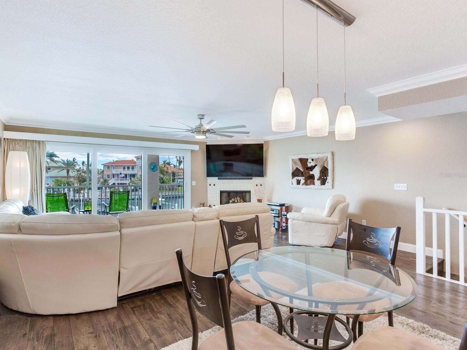 Image 26 of 87 For 521 Pinellas Bayway S 107