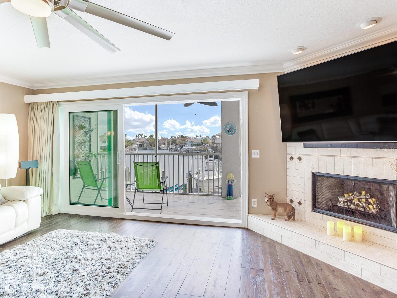 Image 29 of 87 For 521 Pinellas Bayway S 107