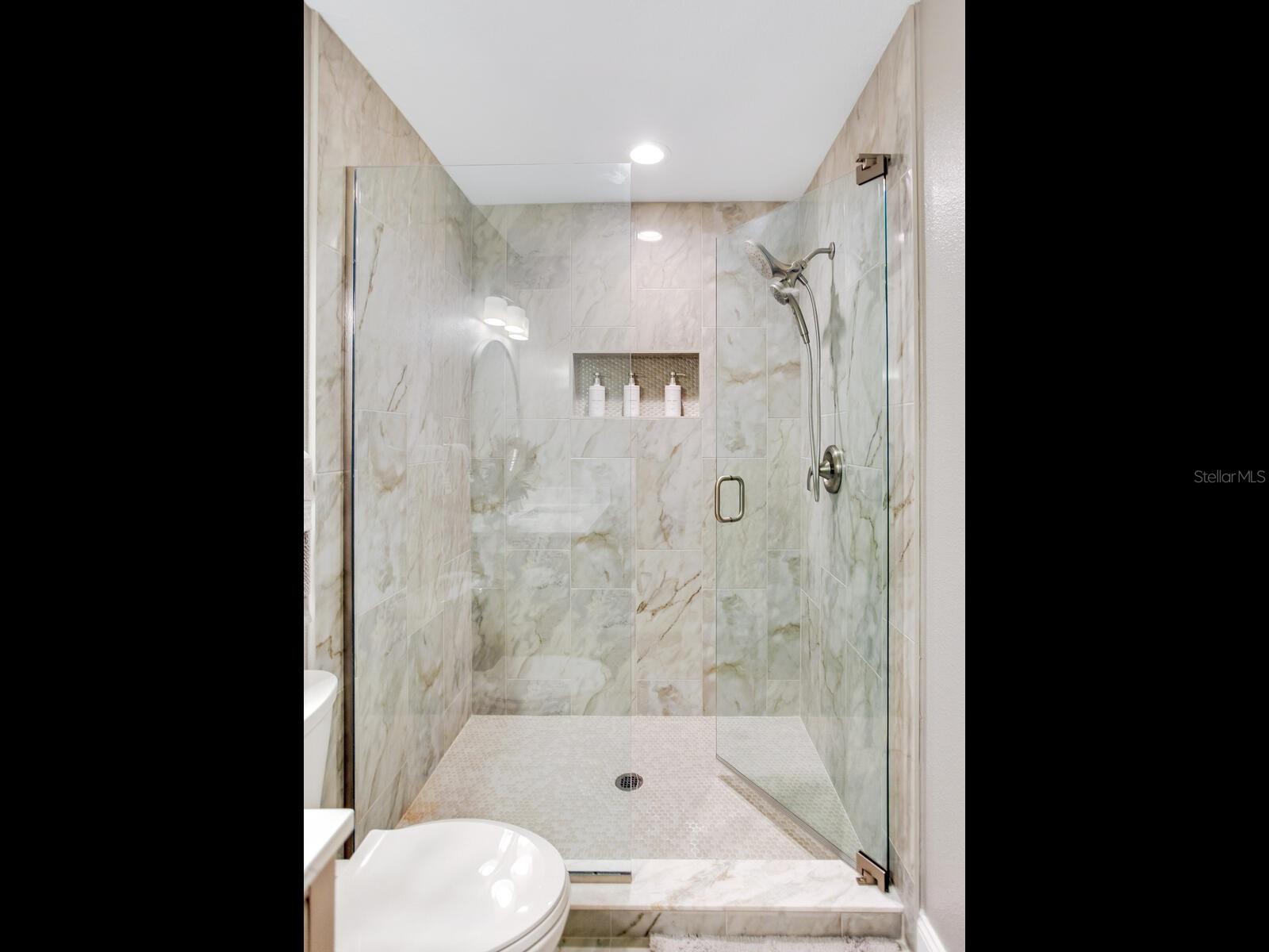 Image 53 of 87 For 521 Pinellas Bayway S 107