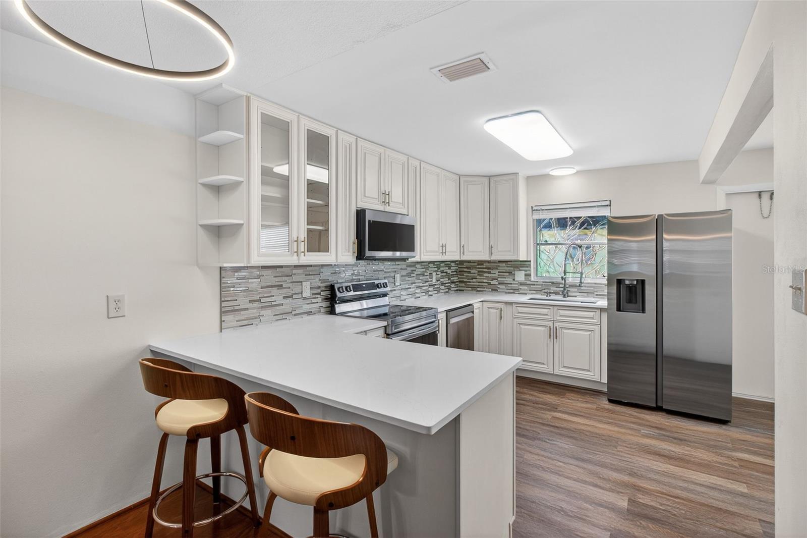 Image 5 of 23 For 7060 Lafayette N 7060