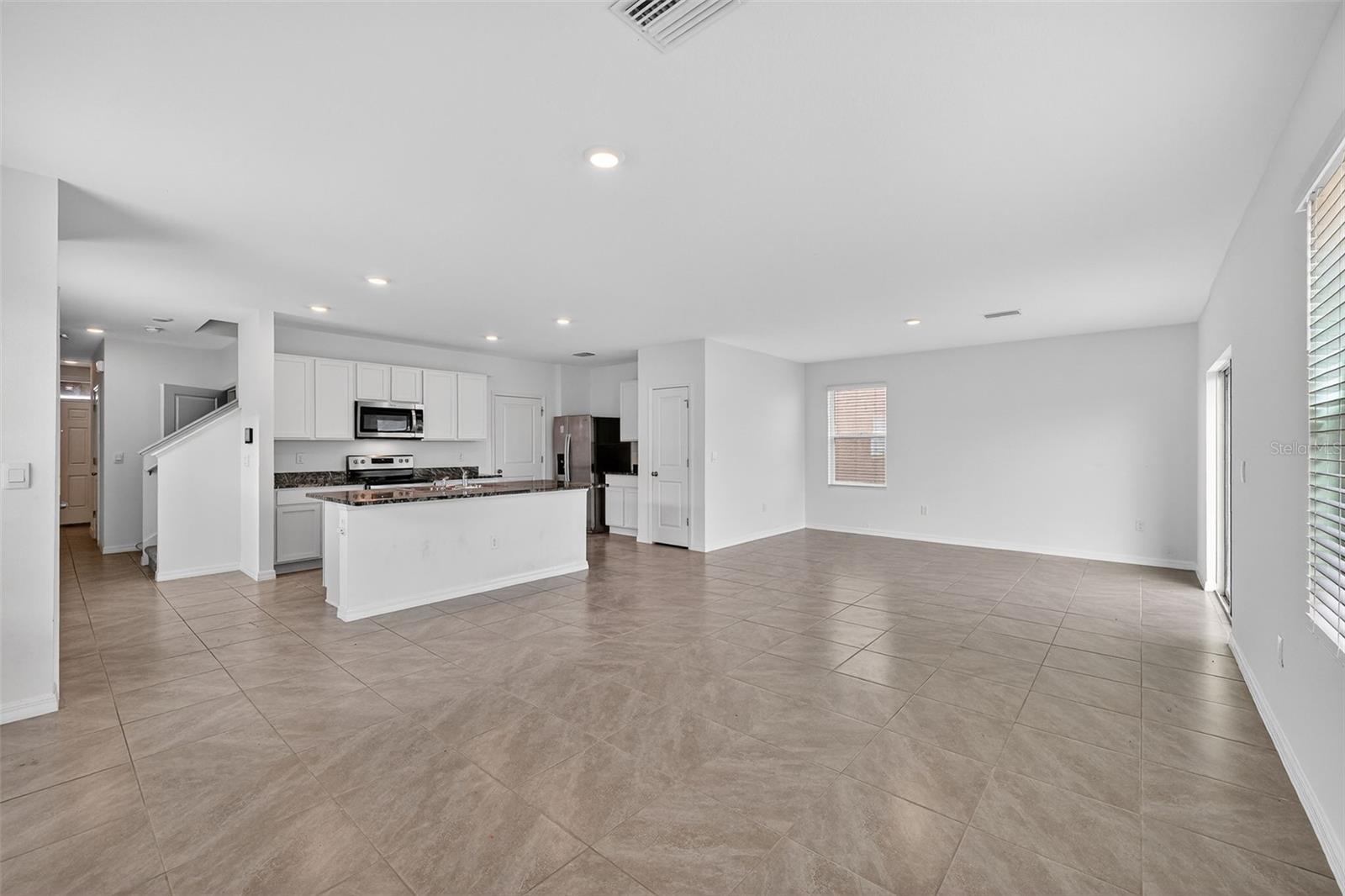 Image 6 of 49 For 3842 Sunny Spring Street