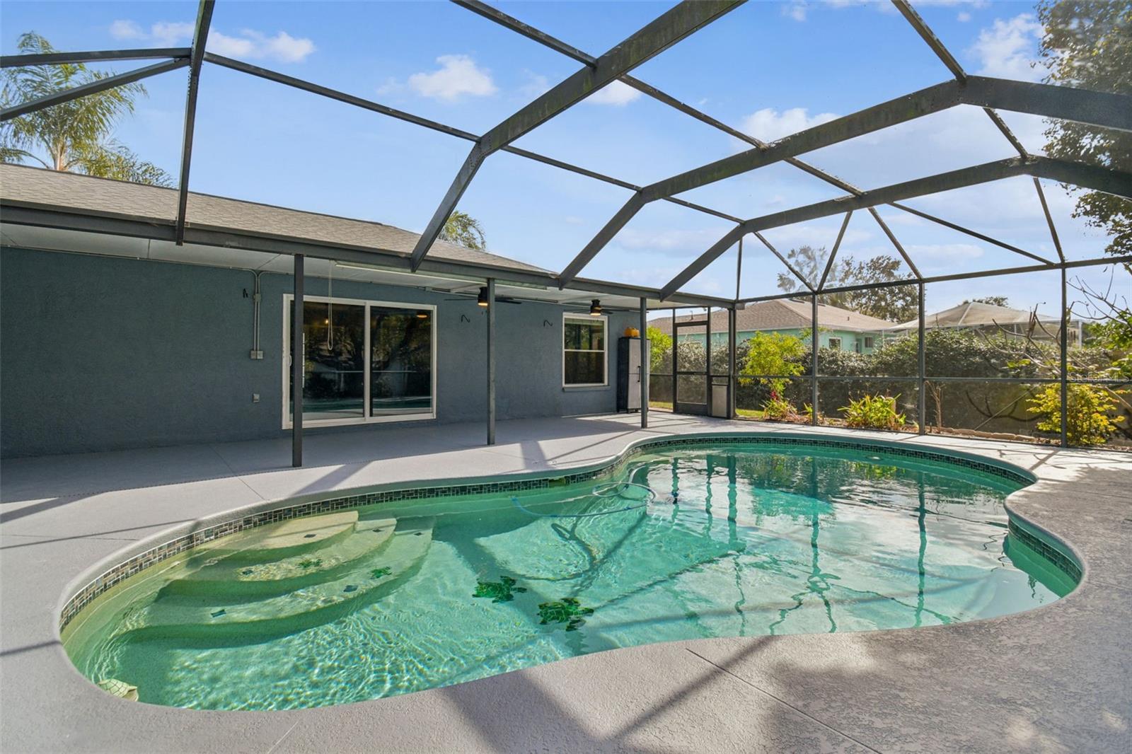 Image 11 of 87 For 12030 Colonial Estates Lane