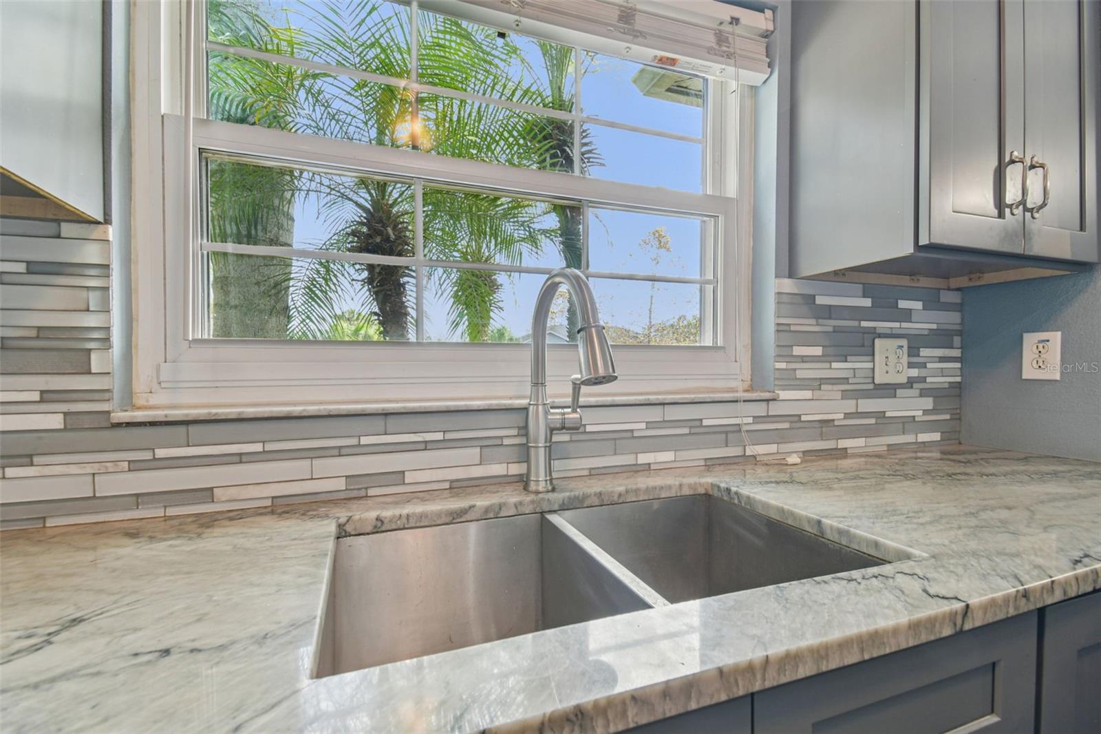 Image 29 of 87 For 12030 Colonial Estates Lane