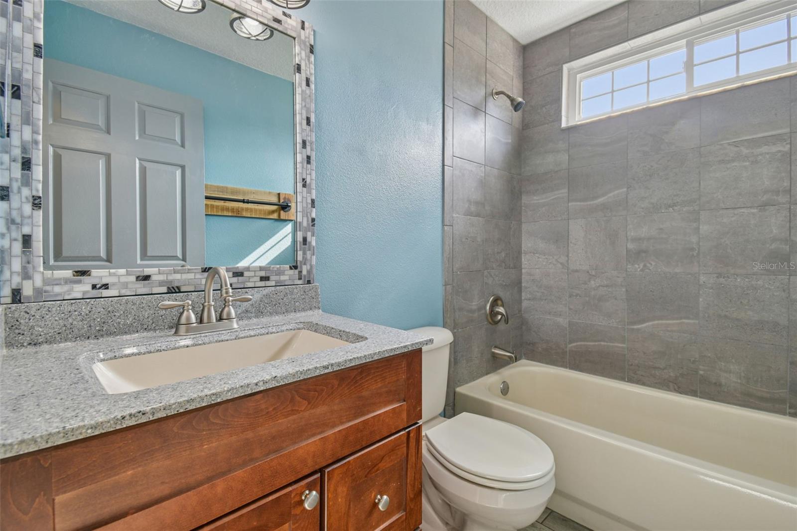 Image 33 of 87 For 12030 Colonial Estates Lane