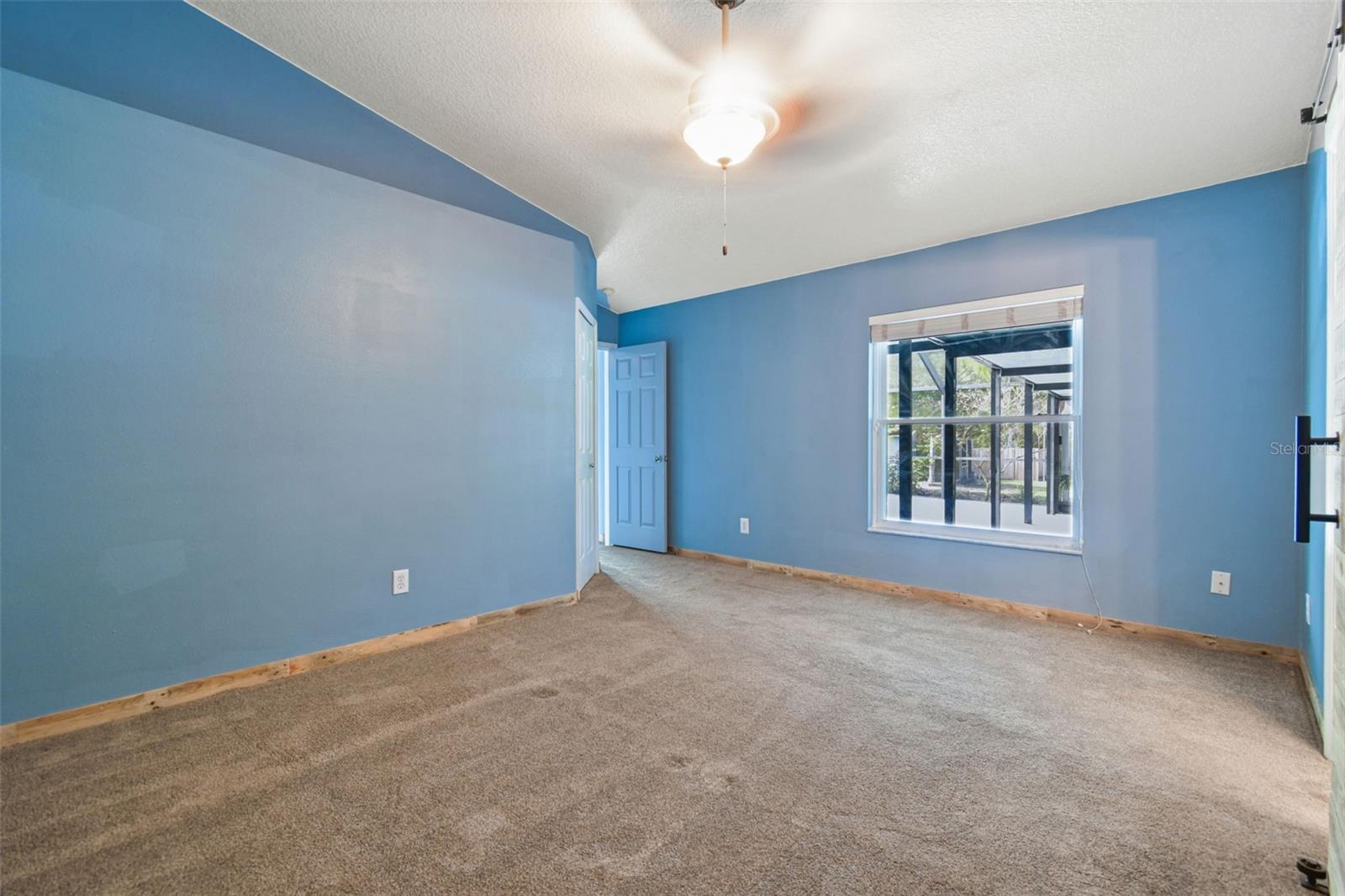 Image 44 of 87 For 12030 Colonial Estates Lane