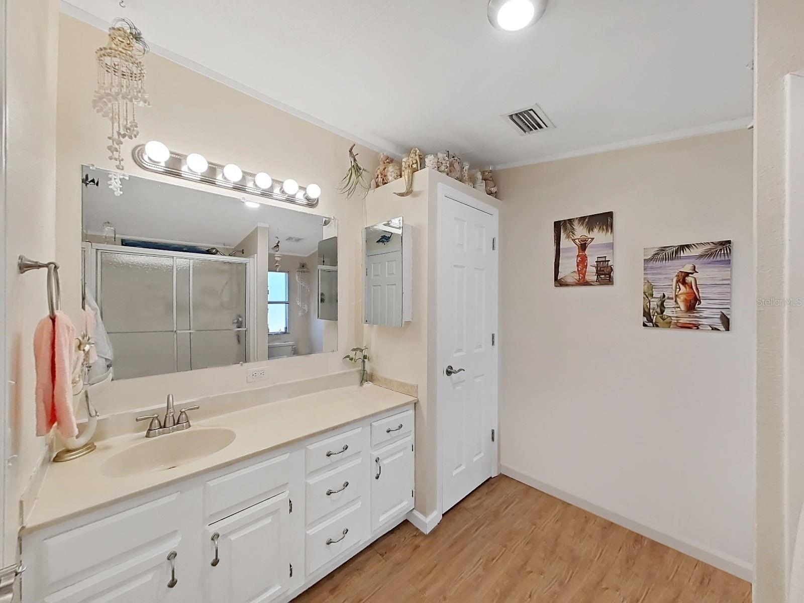 Image 42 of 49 For 13255 Treaty Road