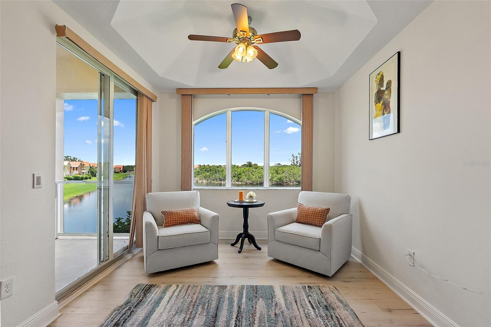 Image 23 of 48 For 43 Bayview Court S #a