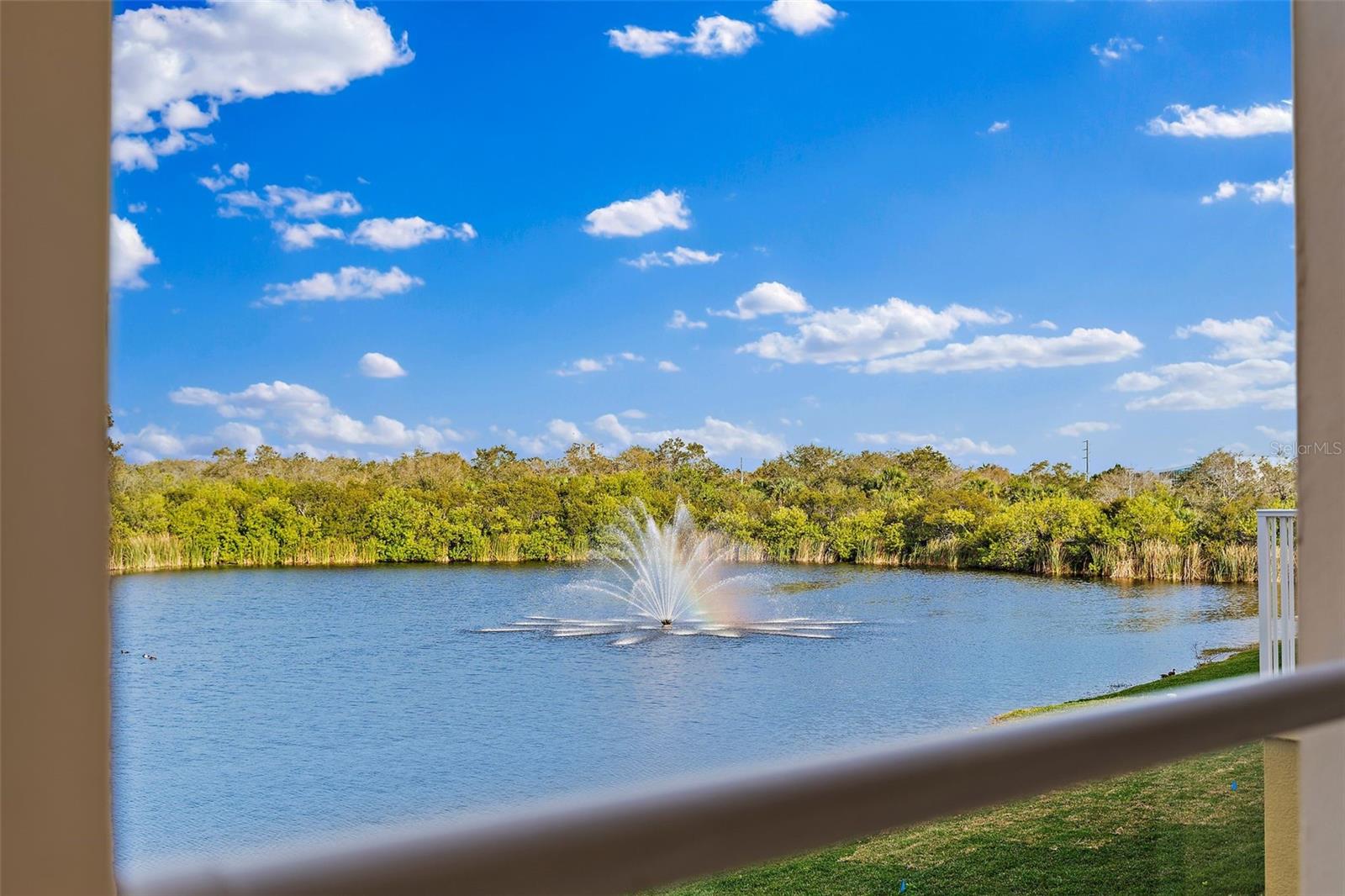 Image 37 of 48 For 43 Bayview Court S #a