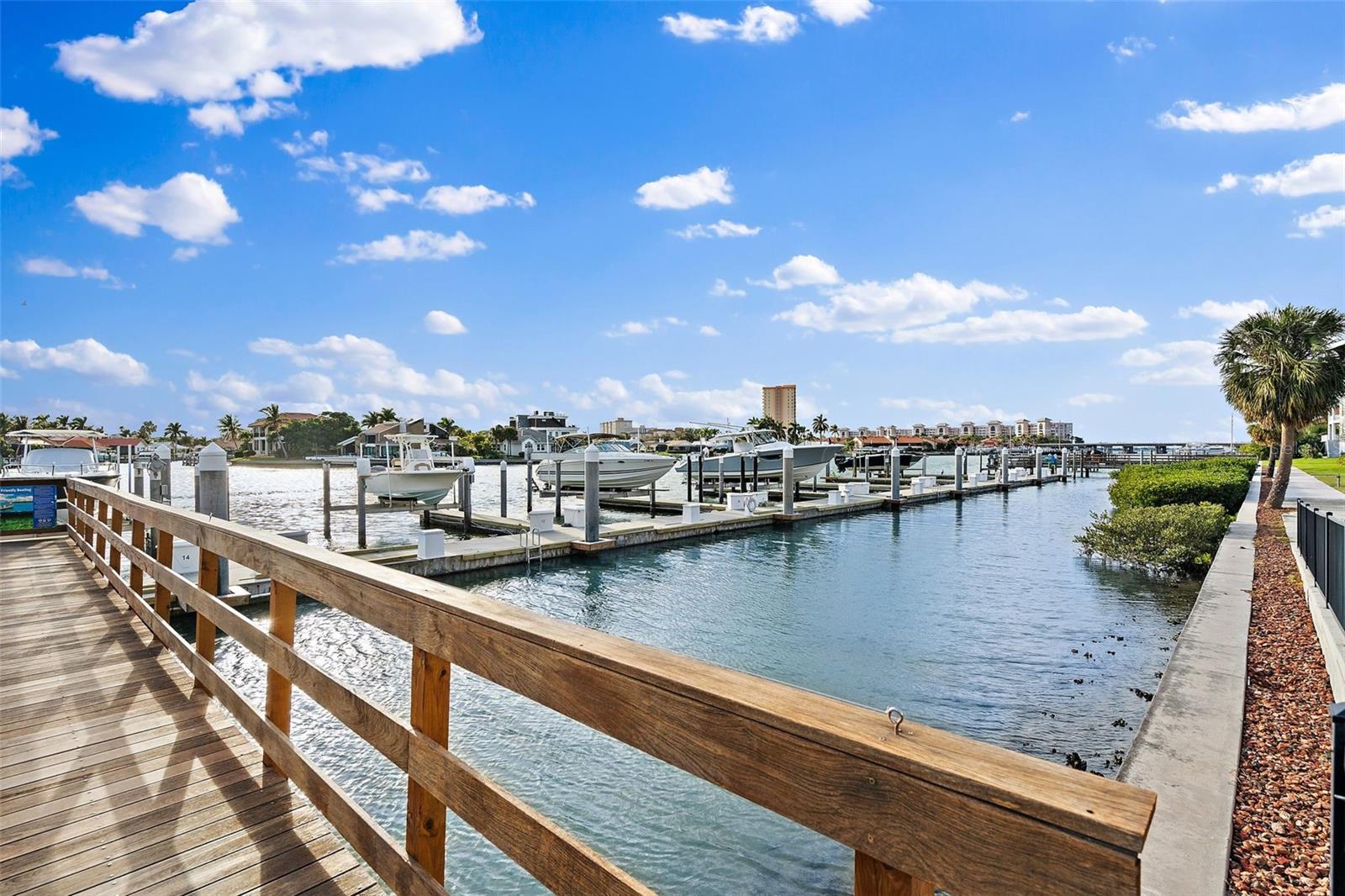 Image 45 of 48 For 43 Bayview Court S #a