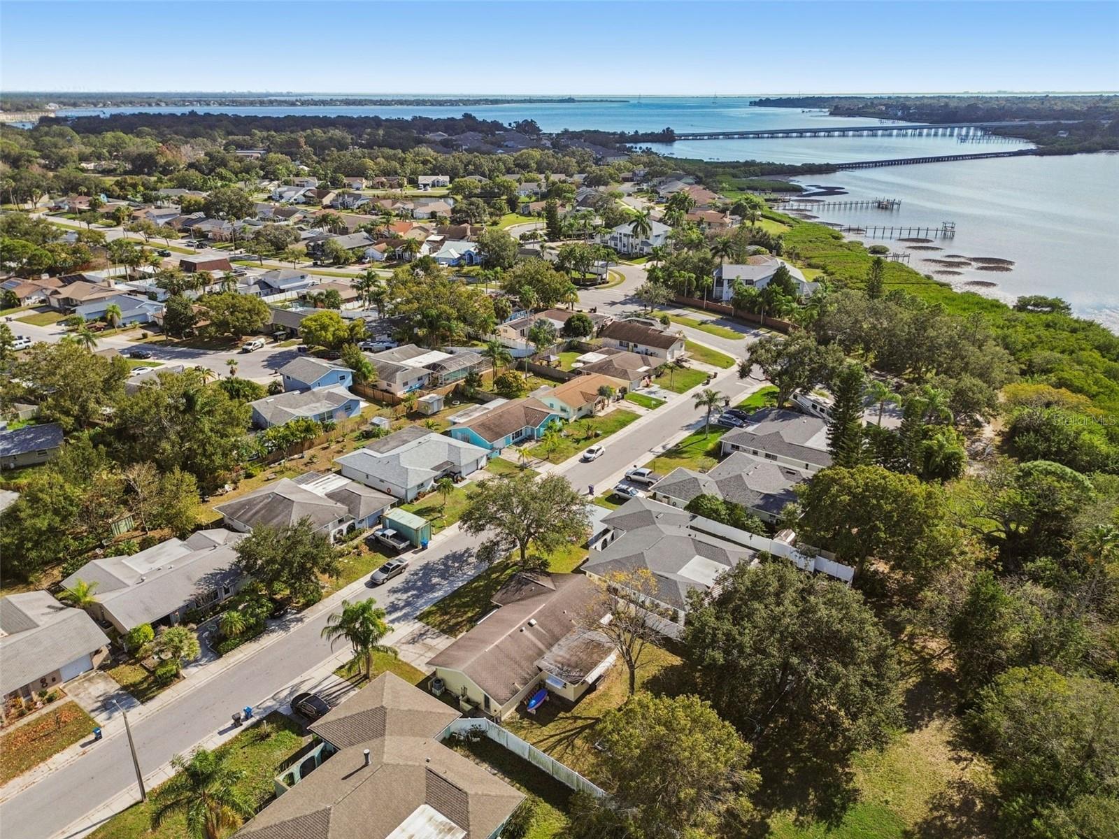 Image 27 of 31 For 712 Lemonwood Dr