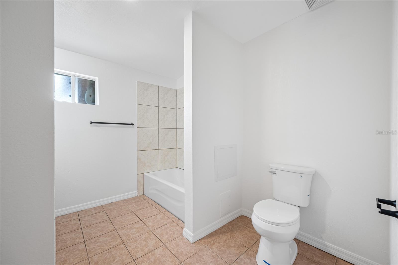 Image 12 of 12 For 5109 Horton Road B